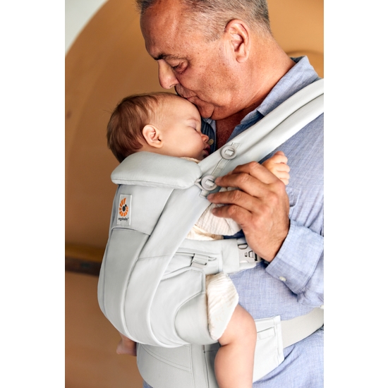 Ergobaby Bärsele Omni Dream Pearl Grey